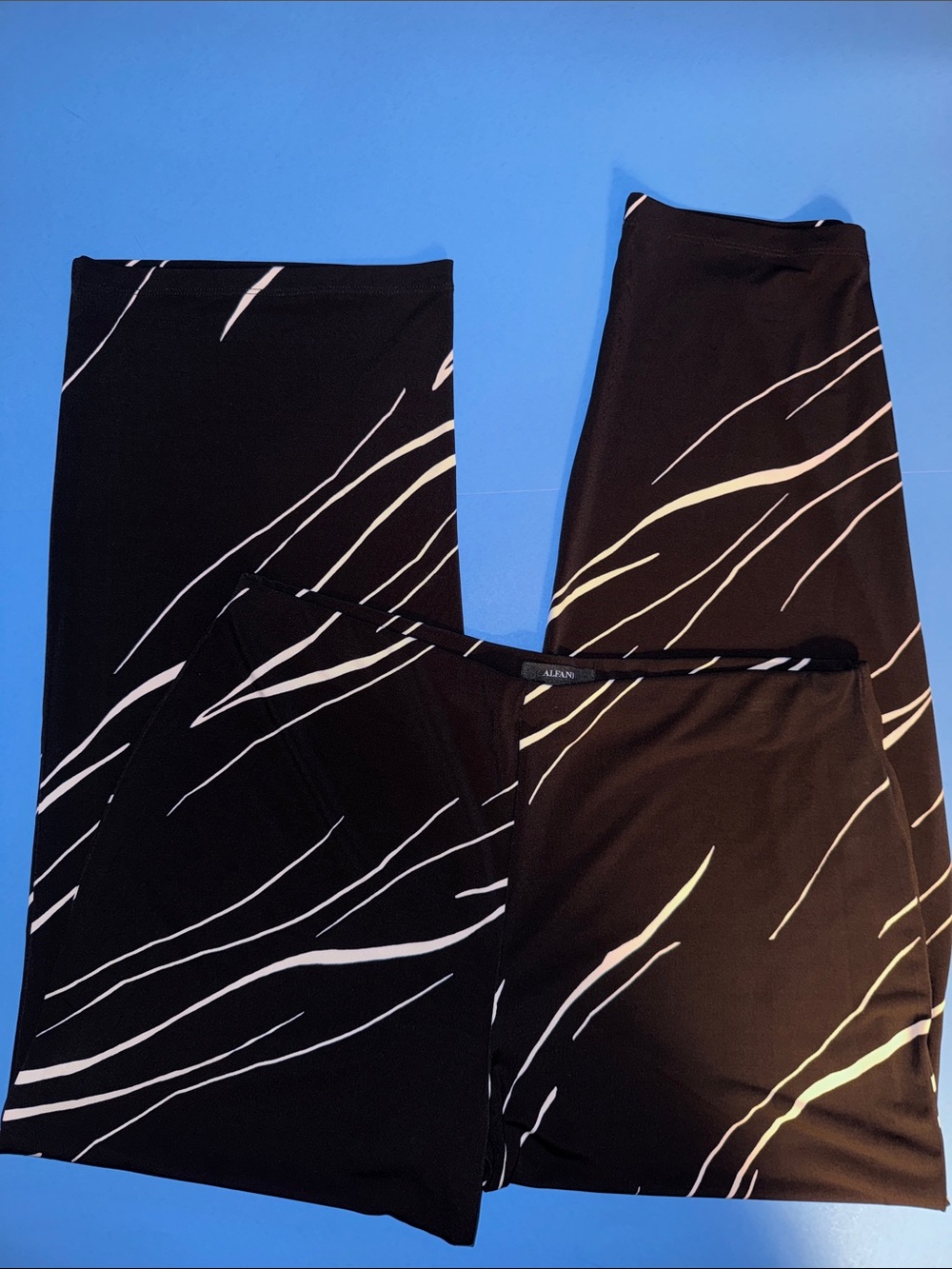 Alfani Black & White Abstract Stripe Design Wide Leg Pants Petite Large